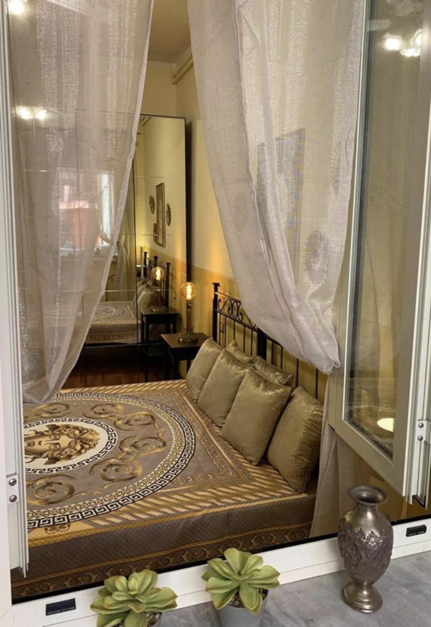 Domus Annia Guest House, The Amazing Colosseum Rome Exterior photo