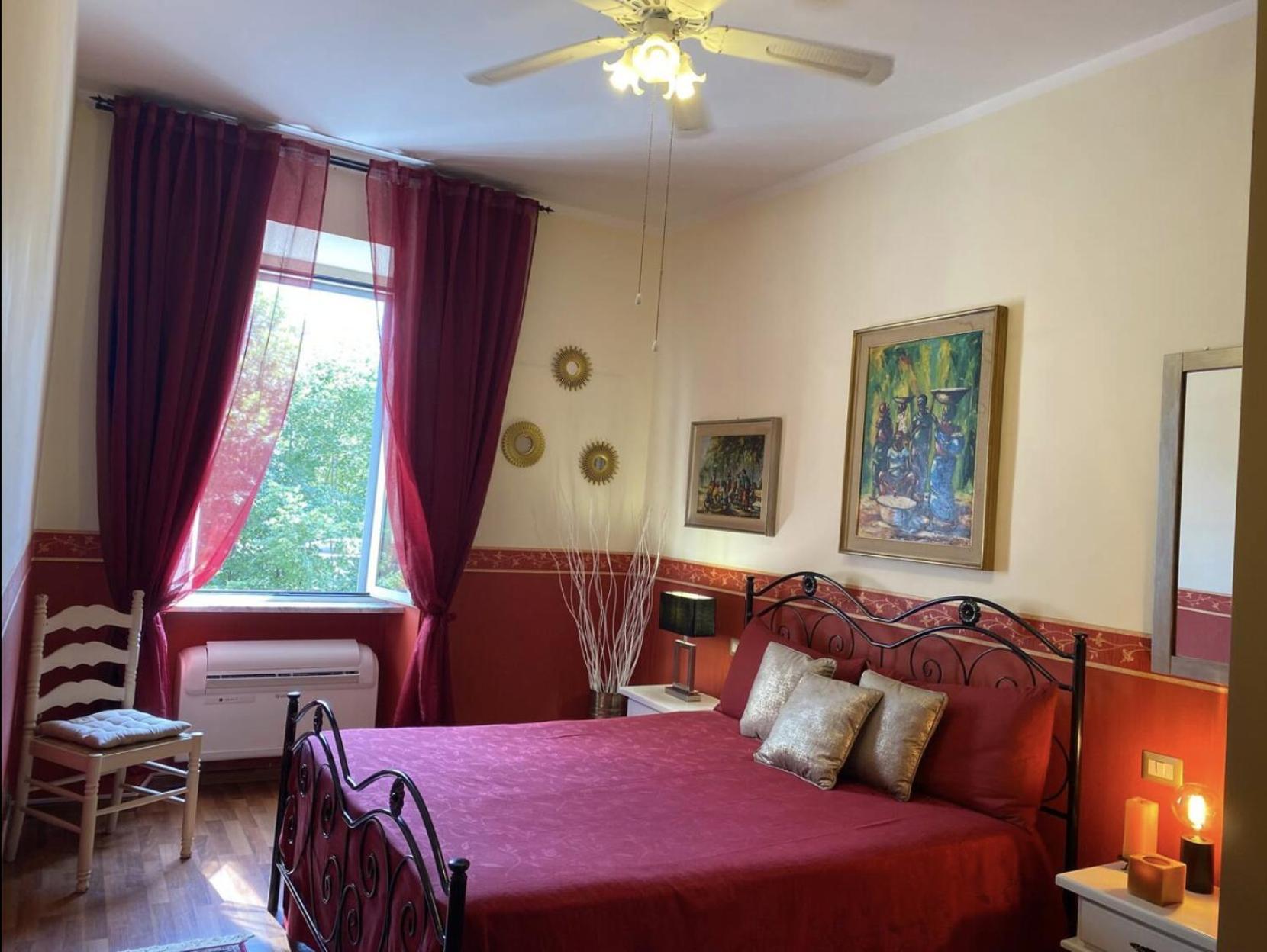 Domus Annia Guest House, The Amazing Colosseum Rome Exterior photo
